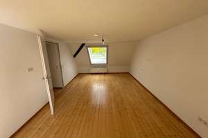 Großzügig geschnittene, lichtdurchflutete Dachgeschosswohnung – Die vollständige Adresse der Immobilie erhältst du vom Anbieter., 66131 Ensheim, Saarbrücken – Vorschaubild 10
