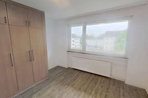 Große 3-Zimmer-Wohnung mit BALKON und viel Komfort in Paderborn-Sennelager – Lahrkampstraße 13, 33104 Schloß Neuhaus, Paderborn – Vorschaubild 4