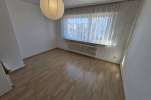 Mietfreies Ein- / Mehrfamilienhaus in Offenbach Bieber zu verkaufen. ca. 250 m2 WF, 3-4 Wohnungen – 63073 Bieber, Offenbach am Main – Vorschaubild 36