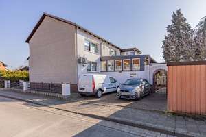 Gepflegtes Zweifamilienhaus mit Garten und Garagen in Misburg-Nord – Die vollständige Adresse der Immobilie erhältst du vom Anbieter., 30629 Misburg-Nord, Hannover – Vorschaubild 2
