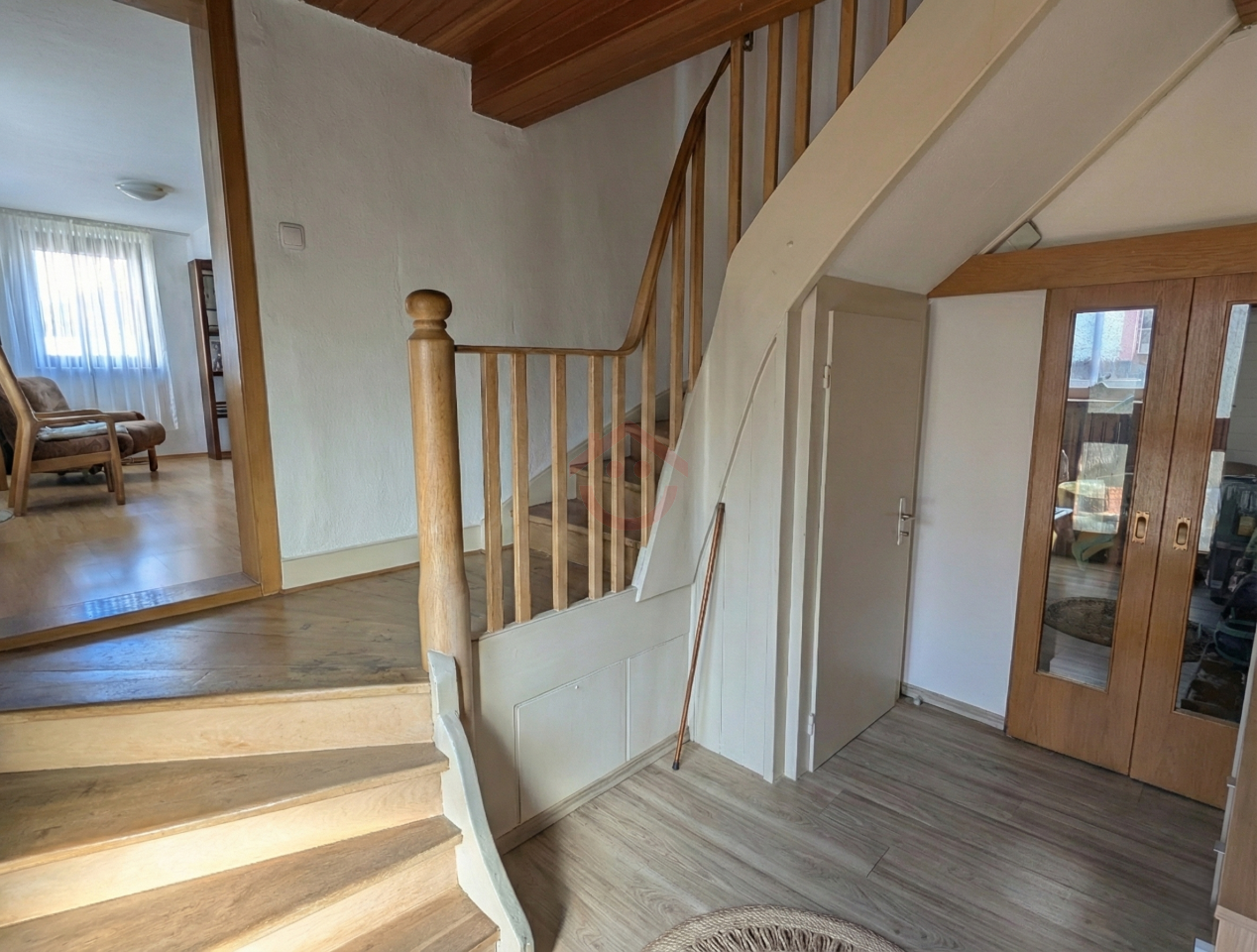 Immobilie in Grünberg - Historisches Fachwerk-Hofgut (1815) mit riesigen Scheunen, Werkstatt und Obstgarten in OT Grünberg! - Bild 1