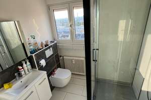 Modernisierte 2-Zimmer-Wohnung mit Skyline Blick – Rathenaustr 28, 63067 Ledermuseum, Offenbach am Main – Vorschaubild 5