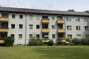 Gemütliche Eigentumswohnung auf Parkgrundstück für handwerklich begabte – Potsdamer Str. 11, 12205 Lichterfelde, Berlin – Vorschaubild 2