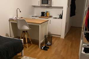 Geschmackvolle, neuwertige 1-Raum-Wohnung mit Balkon in Augsburg – Nagahama-Allee 76, 86153 Am Schäfflerbach, Augsburg – Vorschaubild 3