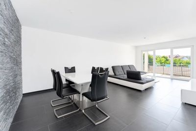 Moderne Wohnung mit Balkon nahe Luxemburg