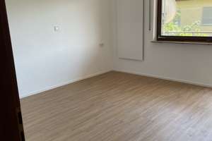 Charmante 3,5-Zimmer-Wohnung mit Balkon - frisch renoviert – Die vollständige Adresse der Immobilie erhältst du vom Anbieter., 73630 Remshalden – Vorschaubild 6