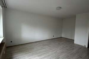 Gemütliche & ruhige 1-Zimmer Wohnung mit Garten und toller Verkehrsanbindung. – Reinskamp 10, 22117 Billstedt, Hamburg – Vorschaubild 2