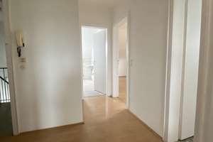 Wunderschöne, helle Dachgeschoss-Wohnung mit Balkon in Essen-Stadtwald – Leveringstraße 4, 45134 Stadtwald, Essen – Vorschaubild 4