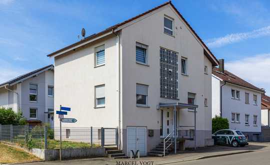 Seltene Gelegenheit: Großzügiges Ein- bis Zweifamilienhaus mit Garten und Garage