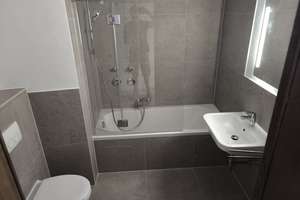 Frisch sanierte Wohnung im Huber`schen Stiftungshaus mit Geschichte – 93047 Innenstadt, Regensburg – Vorschaubild 4