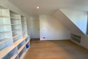 Exklusive DG-Wohnung in M-Obermenzing – Die vollständige Adresse der Immobilie erhältst du vom Anbieter., 81247 Obermenzing, München – Vorschaubild 7