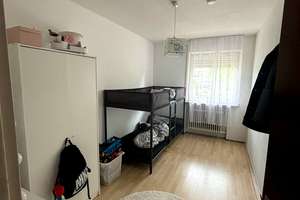 helle 3-Zimmer-Wohnung mit Balkon in Nürnberg-Fischbach  – Die vollständige Adresse der Immobilie erhältst du vom Anbieter., 90475 Fischbach, Nürnberg – Vorschaubild 5
