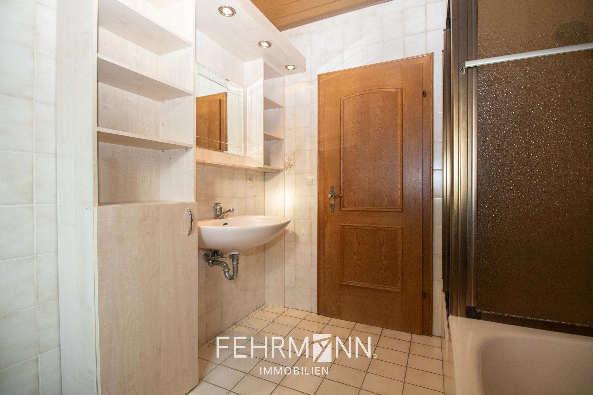 Immobilie in Haren (Ems) - Großzügiges Zuhause mit zwei Wohneinheiten und großem Garten in Haren zum Kauf - Bild 4