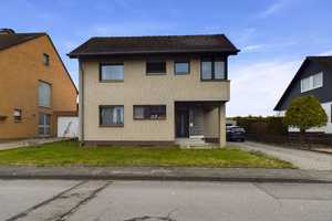 Freistehend und familienfreundlich - genügend Platz für Ihre Familie! – Konrad-Adenauer-Straße xx, 52382 Düren (Kreis) – Vorschaubild 2