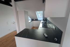Exklusive sanierte 3-Zimmer Maisonette-Dachgeschosswohnung in der Düsseldorfer Innenstadt – Kasernenstraße 17-19, 40213 Carlstadt, Düsseldorf – Vorschaubild 21