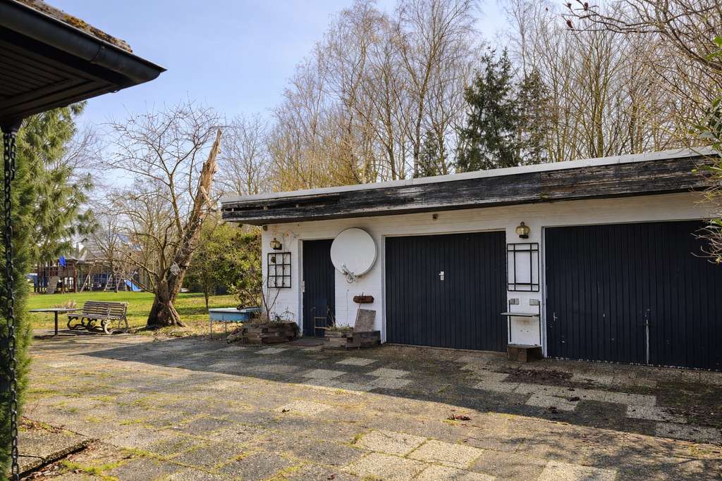 Immobilie in Büchen - Ihr Familienglück im Grünen – Zuhause mit Kamin, Garten und großem Potenzial in Klein Pampau - Bild 4