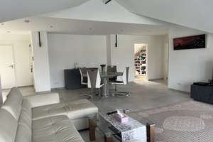 Modernes Wohnen im Neubau: 4-Zimmer-Wohnung mit Fußbodenheizung, 2 Carport & A3-Anbindung – Danziger Straße 3, 63768 Hösbach – Vorschaubild 2