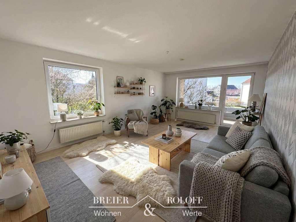 Immobilie in Bad Nenndorf - Bad Nenndorf: Helle 2-Zimmer-Eigentumswohnung mit Balkon - Bild 0