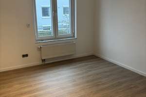 Renoviertes 4-Zimmer Haus in Bergisch, bezugsfrei ab 11.01.2026 – Hermann-Löns-Straße 59b, 51469 Hand, Bergisch Gladbach – Vorschaubild 9