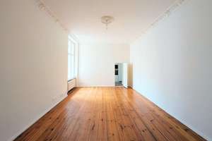 Stilvolles Altbau-Wohnen nahe Ku'damm – 105 m², 3 Zimmer, 2 Balkone in Halensee – Ringbahnstraße 13, 10711 Halensee, Berlin – Vorschaubild 2