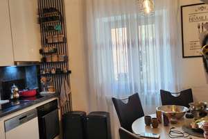 Lebendiges Zuhause in Augsburg: 3-Zimmer-Wohnung mit Balkon