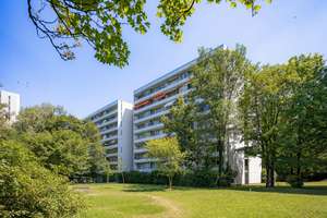 Ein Zuhause zum Ankommen - liebevoll gepflegte 4-Zimmer-Wohnung – Die vollständige Adresse der Immobilie erhältst du vom Anbieter., 81927 Johanneskirchen, München – Vorschaubild 2