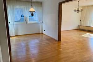 Freistehendes Einfamilienhaus mit großzügigem Platzangebot für die ganze Familie – Die vollständige Adresse der Immobilie erhältst du vom Anbieter., 52382 Niederzier – Vorschaubild 4