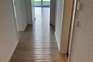 Gartenparadies inklusive: Komfortable 4-Zimmer Wohnung mit toller Einbauküche  und zwei Carport – Die vollständige Adresse der Immobilie erhältst du vom Anbieter., 38442 Ehmen, Wolfsburg – Vorschaubild 24
