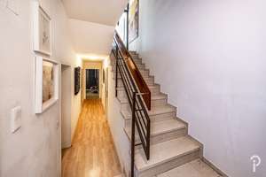 Charmantes Split-Level-Reihenendhaus in unmittelbarer Rheinnähe im Herzen von Düsseldorf-Benrath – Die vollständige Adresse der Immobilie erhältst du vom Anbieter., 40597 Benrath, Düsseldorf – Vorschaubild 32