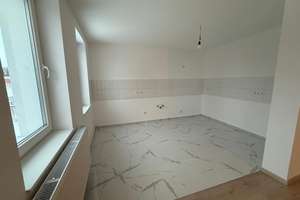 Kernsaniert - 4 Zimmer Wohnung für Familien - mit Balkon - 110m² – Alte Heerstraße 16a, 31061 Alfeld (Leine) – Vorschaubild 2