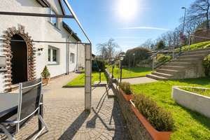 Zukunftsorientiert investieren – Einfamilienhaus mit Garage und Gartenhaus in Ennepetal – Die vollständige Adresse der Immobilie erhältst du vom Anbieter., 58256 Ennepetal – Vorschaubild 3