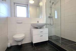 Helles Wohnerlebnis auf zwei Ebenen: Exklusive 90 m² Maisonette mit Balkon – Gutenbergstr. 68, 45146 Südviertel, Essen – Vorschaubild 32