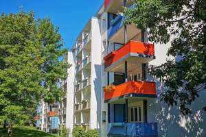*Gemütliche 2-Zimmer mit Balkon*