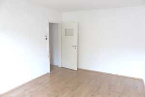 Modernisierte 3-Raum Wohnung mit Balkon und 2 Bädern in Rüttenscheid – Emilienstraße 34, 45128 Essen – Vorschaubild 6