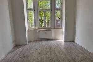 Zwangsversteigerung - Mehrfamilienhaus mit 7 Einheiten – Buchenstraße 44, 47805 Dießem/Lehmheide, Krefeld – Vorschaubild 2