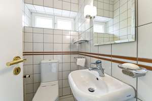 Familienidylle in Blankenese: charmantes Architektenhaus, eingebettet im Grünen – Die vollständige Adresse der Immobilie erhältst du vom Anbieter., 22587 Blankenese, Hamburg – Vorschaubild 18
