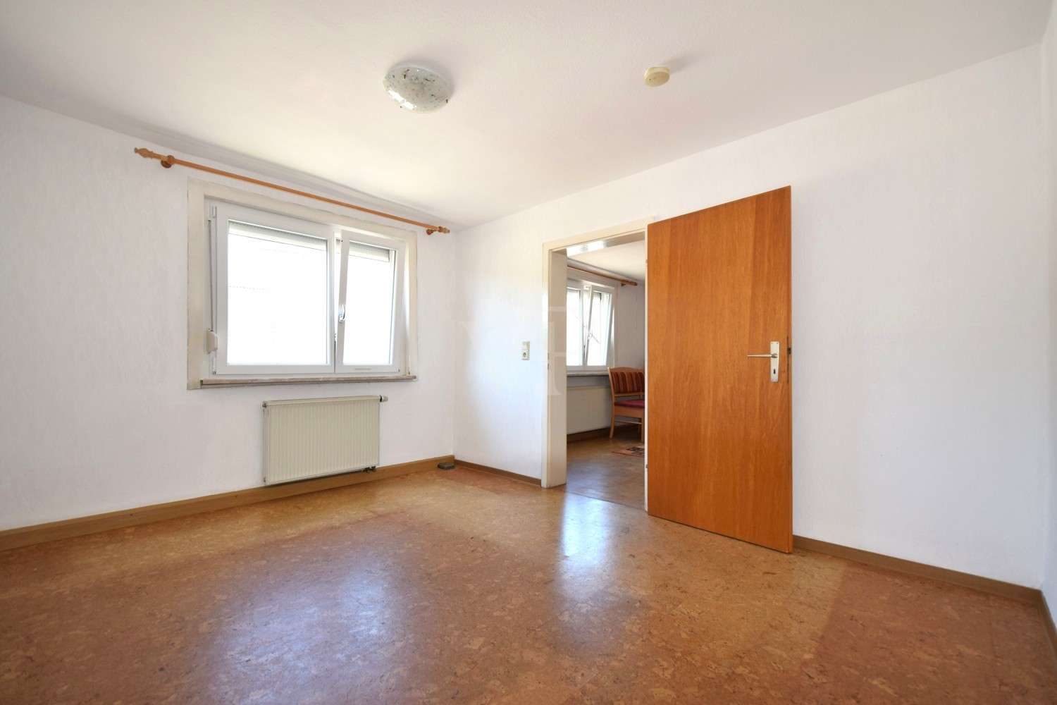 Immobilie in Sulzbach-Laufen - Einfamilienhaus mit großer Dachterrasse - Bild 1