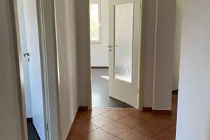 3-Zimmer-Wohnung mit Balkon in ruhiger Lage! – Oebisfelder Straße 9, 39126 Rothensee, Magdeburg – Vorschaubild 2