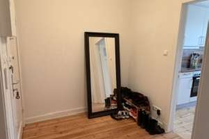 Untermiete 01.08-30.11 2-Zimmer-Wohnung mit Balkon in Hamburg-Dulsberg – Die vollständige Adresse der Immobilie erhältst du vom Anbieter., 22049 Dulsberg, Hamburg – Vorschaubild 2