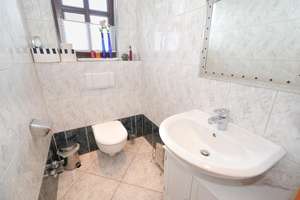 Haus im Haus - Exklusive 175 m² Maisonette-Eigentumswohnung in schönem Zweifamilienhaus mit Garten! – Die vollständige Adresse der Immobilie erhältst du vom Anbieter., 47228 Bergheim, Duisburg – Vorschaubild 13