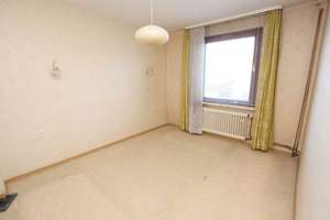 Zentrumsnah: Solides Zweifamilienhaus zum Sanieren mit 8 Zimmern + Vollkeller. – Die vollständige Adresse der Immobilie erhältst du vom Anbieter., 38446 Hellwinkel, Wolfsburg – Vorschaubild 6