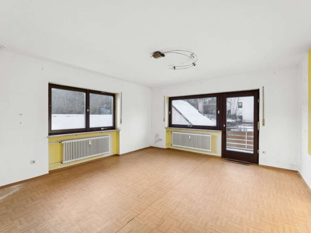 Immobilie in Cadolzburg - Anwesen mit MFH, Gaststätte und zusätzlichen Grundstück in zentraler Lage in Cadolzburg - Bild 4