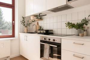 Gemütliche 2-Zimmer-Wohnung mit sonnigem Balkon in Gablenz mieten! – Bernhardstraße 118, 9126 Gablenz, Chemnitz – Vorschaubild 1