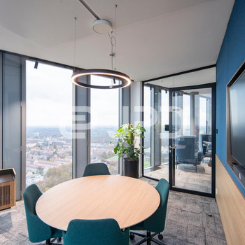 JPD - Markantes Bürogebäude mit Concierge im Haus 