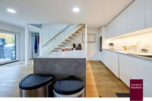 Außergewöhnliche 7-Zi.-Mais.-Whng. mit ca. 223 m² Wfl., Terrasse, großem Balkon & eigenem Garten +++ – Parasolstraße 31, 70599 Schönberg, Stuttgart – Vorschaubild 21