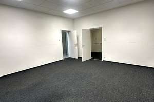 Großzügige 4-Zimmer-Wohnung mit Balkon in Heilbronn-Böckingen – Die vollständige Adresse der Immobilie erhältst du vom Anbieter., 74081 Böckingen, Heilbronn – Vorschaubild 4