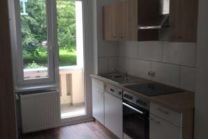 Schöne, gemütliche 2-Zimmer-Wohnung mit Balkon und EBK in Remscheid-Hasten
