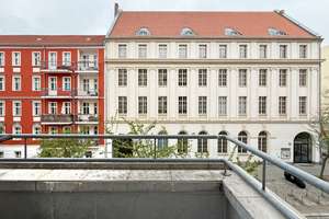 Raumwunder: 3-Zimmer-Altbauwohnung mit Loggia & Balkon im Samariterviertel – Die vollständige Adresse der Immobilie erhältst du vom Anbieter., 10247 Friedrichshain, Berlin – Vorschaubild 13