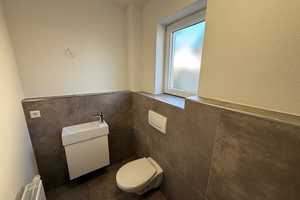 RESERVIERT!, Modernes, großes 2-FH, gute Lg., 1 Grg., 1 Stellplatz, 91056 Erlangen-Frauenaura – Erlangen – Vorschaubild 58