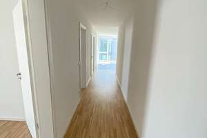 Traumhafte 4 Zimmer Familienwohnung mit Balkon – Die vollständige Adresse der Immobilie erhältst du vom Anbieter., 99086 Johannesvorstadt, Erfurt – Vorschaubild 8